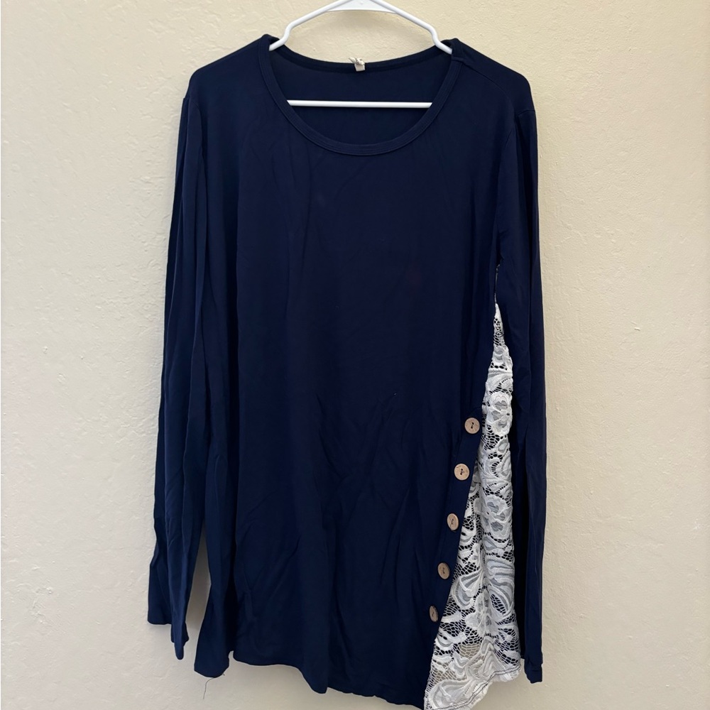 Beeson River Long Sleeve With Lace Detailing Top
